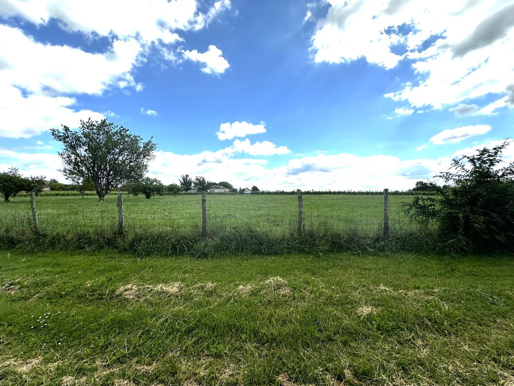 Property photo 3 of 22