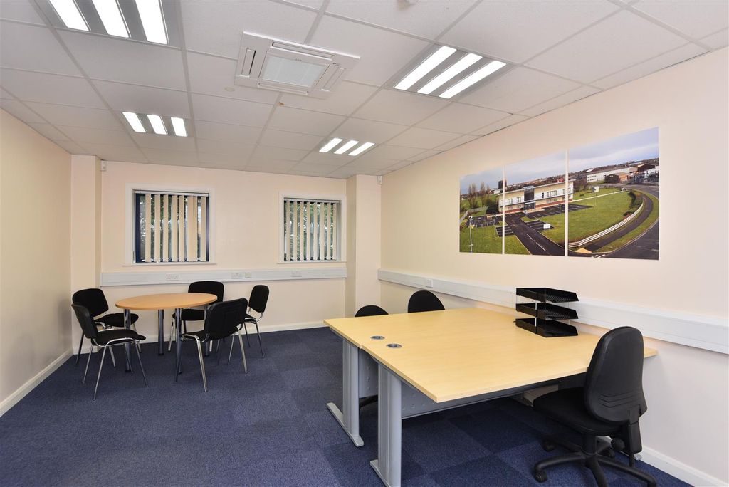 Property photo 3 of 4 Office.Jpg