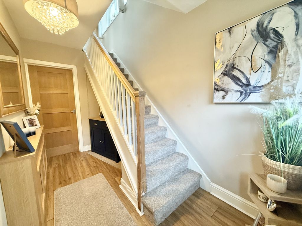 Property photo 3 of 25 Img_3033