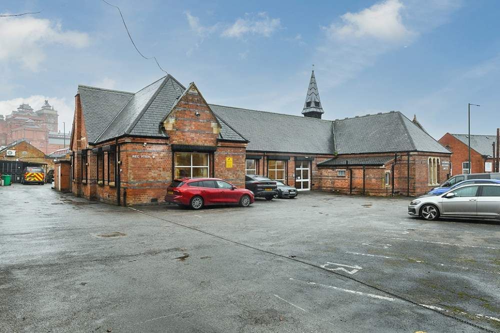 Property photo 1 of 7