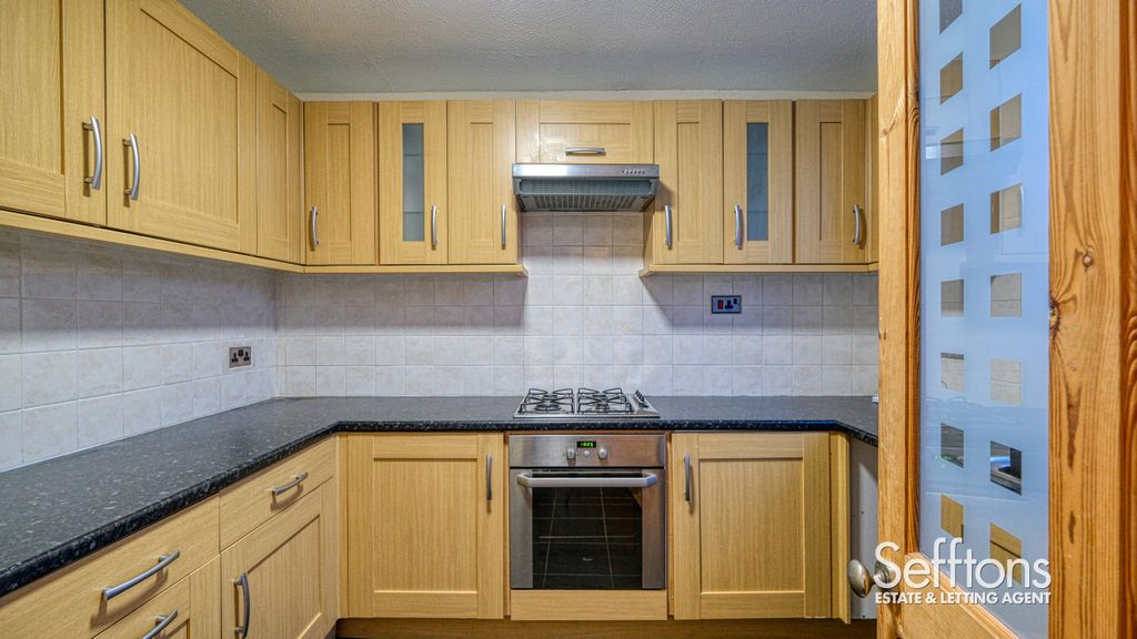 Property photo 2 of 14 Dscf1240_5