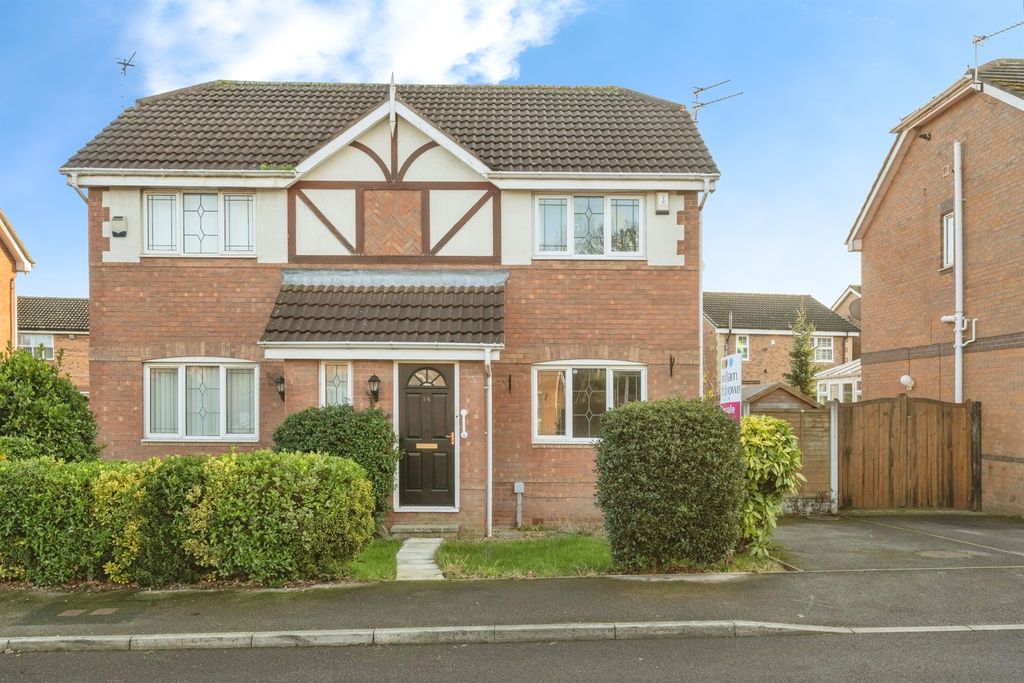 Property photo 1 of 11