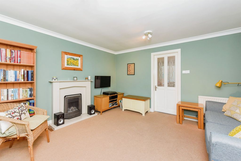 Property photo 3 of 17