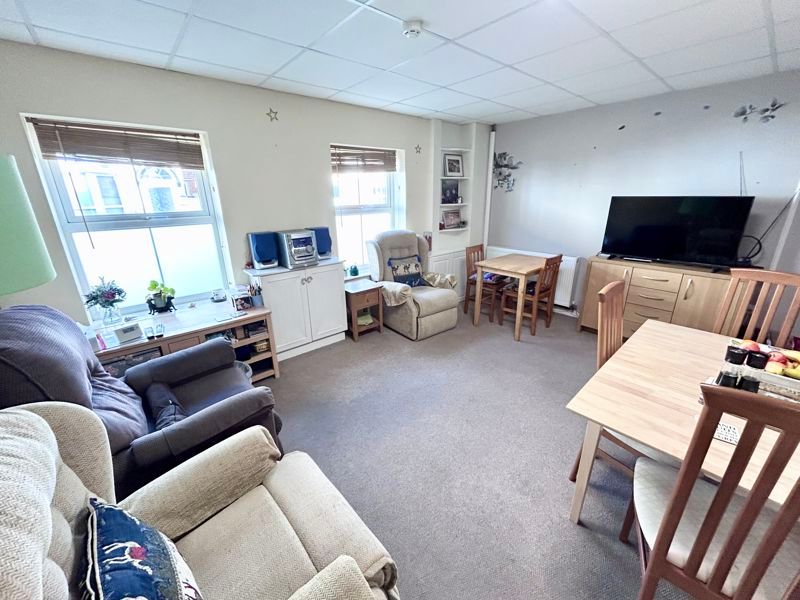 Property photo 3 of 11 Photo 3