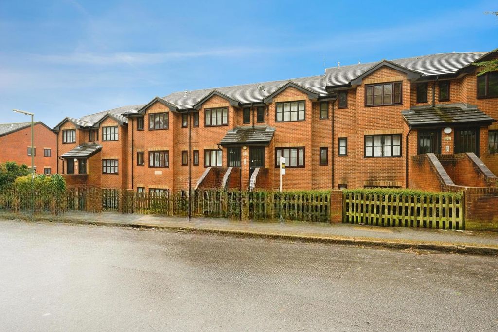 Property photo 1 of 13 Pbox-Img.Jpg