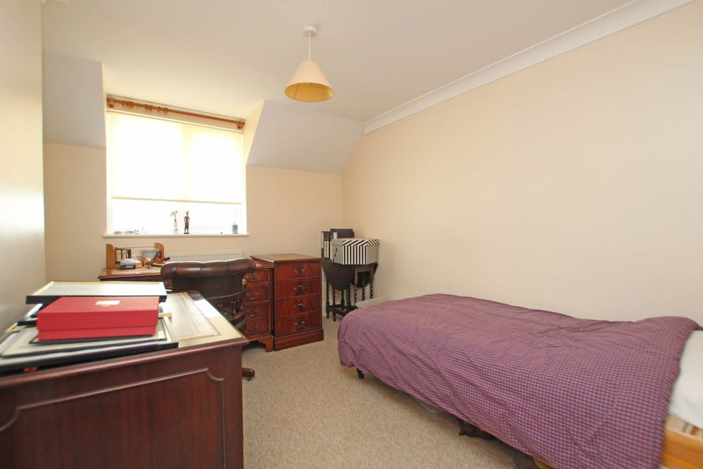 Property photo 3 of 7