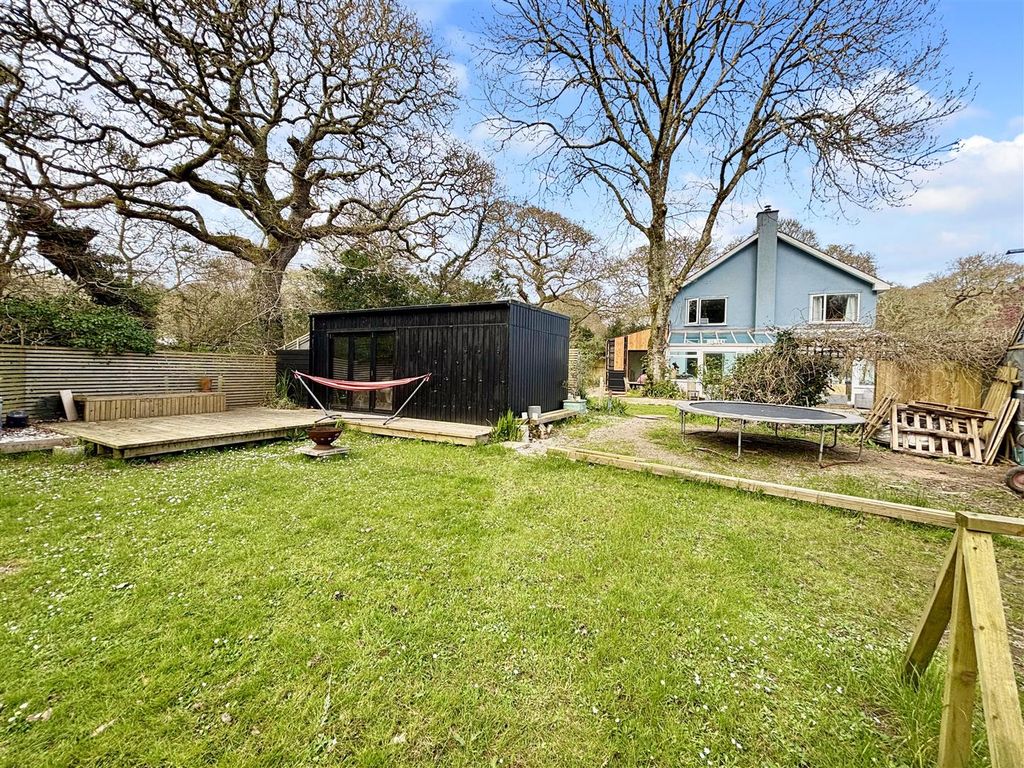 Property photo 3 of 18