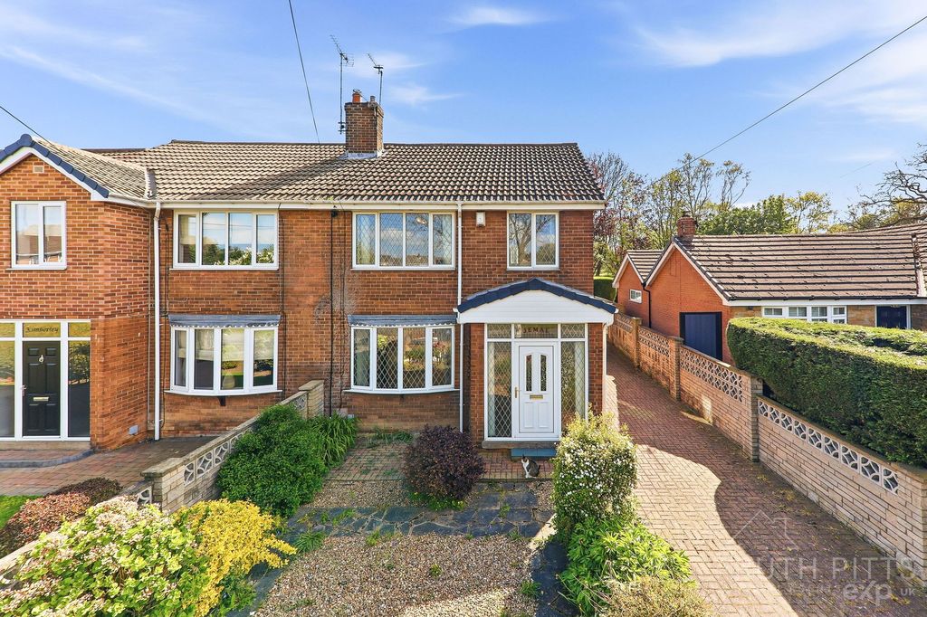 Property photo 1 of 30