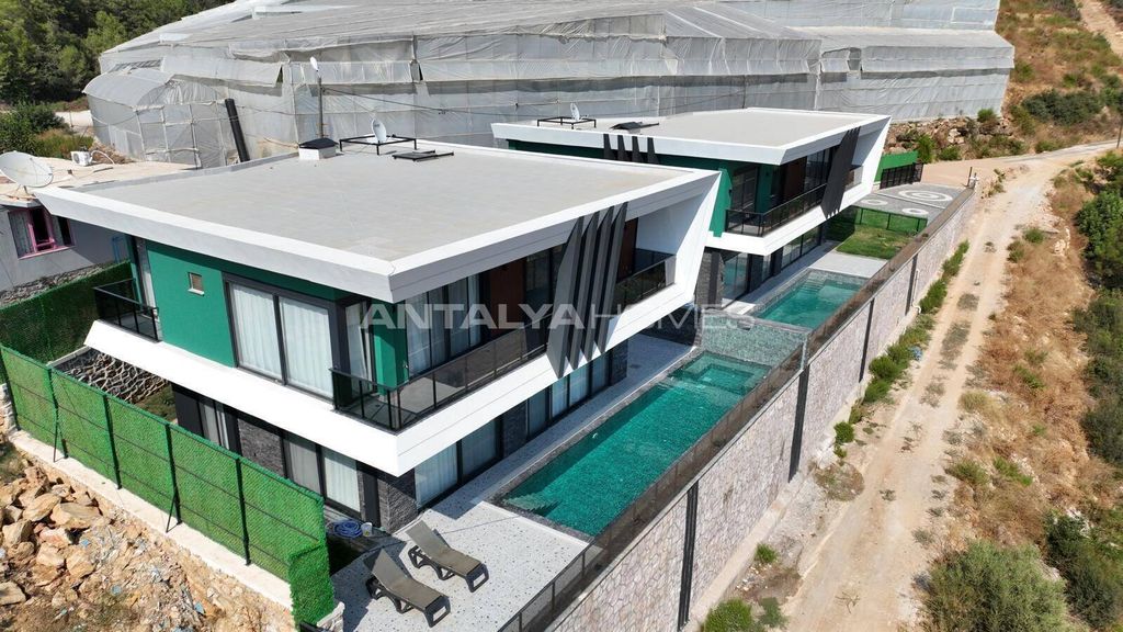 Property photo 1 of 38
