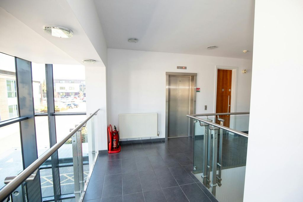 Property photo 3 of 12 5C7A1412.Jpg