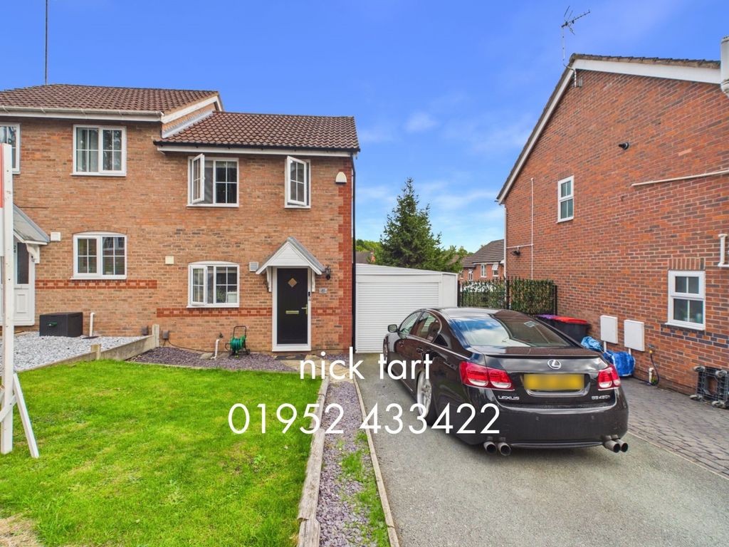 Property photo 1 of 11 Nick Tart 01952 433422 (12)
