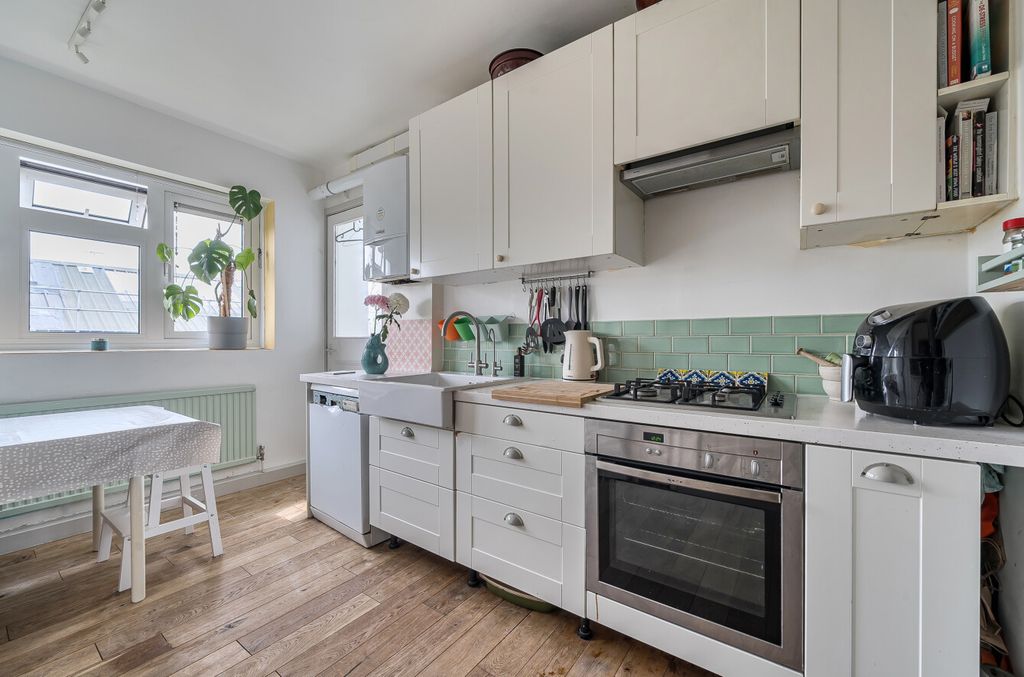 Property photo 3 of 18 1407576-9-69B443F...