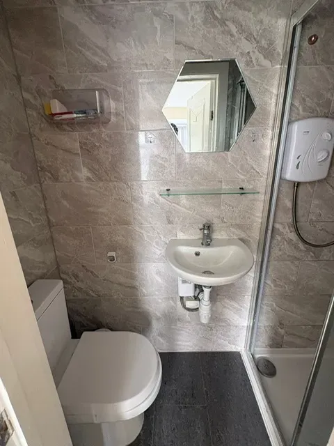 Property photo 3 of 3