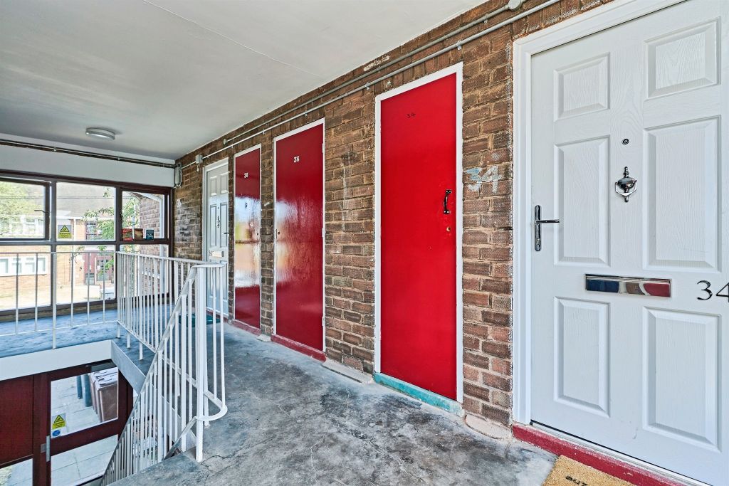 Property photo 2 of 14