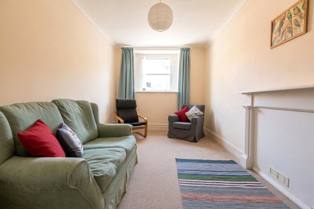 Property photo 2 of 6 Picture No. 09