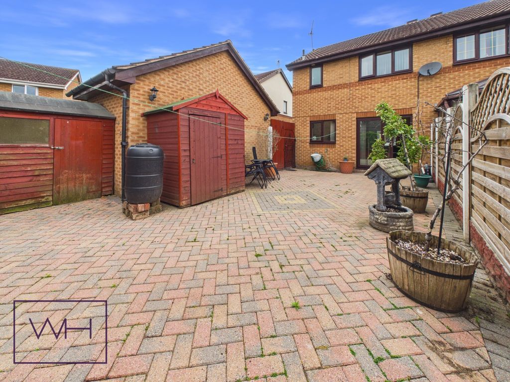 Property photo 2 of 20 Cam04980G0-Pr0156-Still009