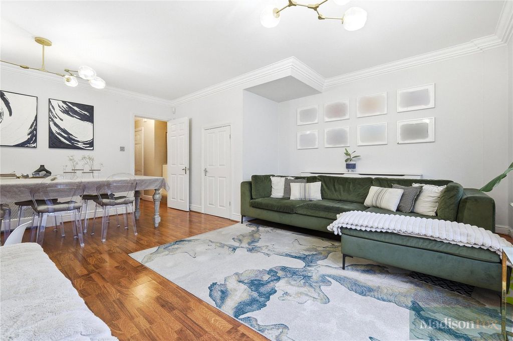 Property photo 2 of 31 Picture No. 02