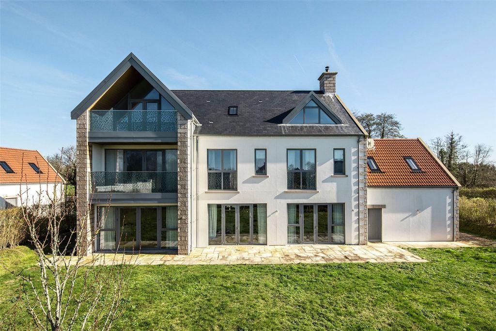 Property photo 2 of 30 Back Of House