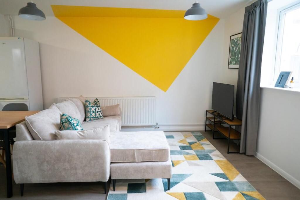 Property photo 3 of 10