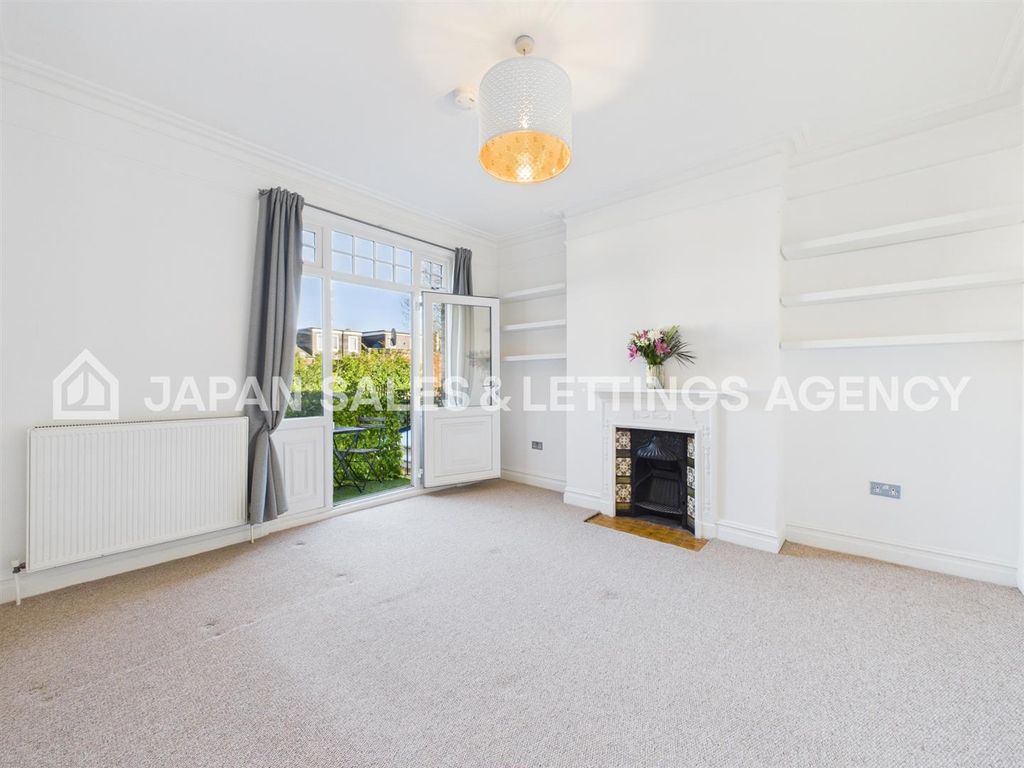 Property photo 3 of 9 Cam04401G0-Pr0118-Still017.Jpg