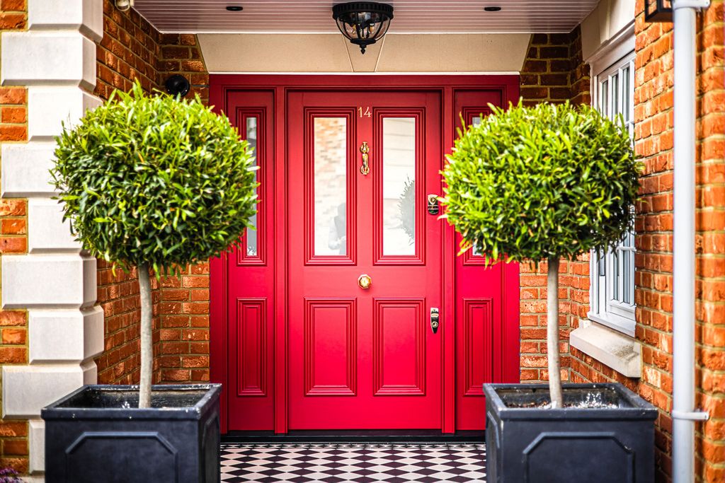 Property photo 2 of 50