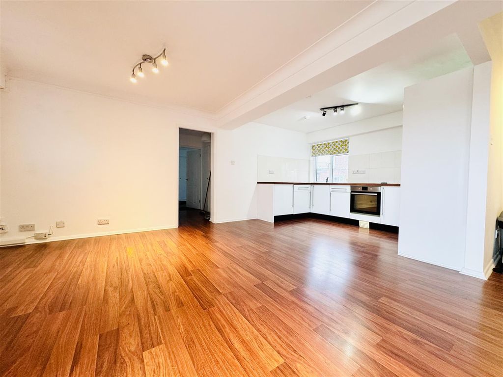 Property photo 2 of 11 Img_3957.Jpeg