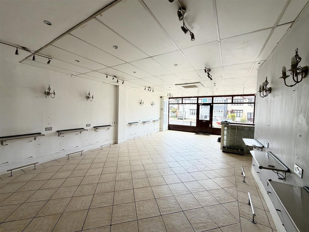 Property photo 2 of 8 Primary Sales Area