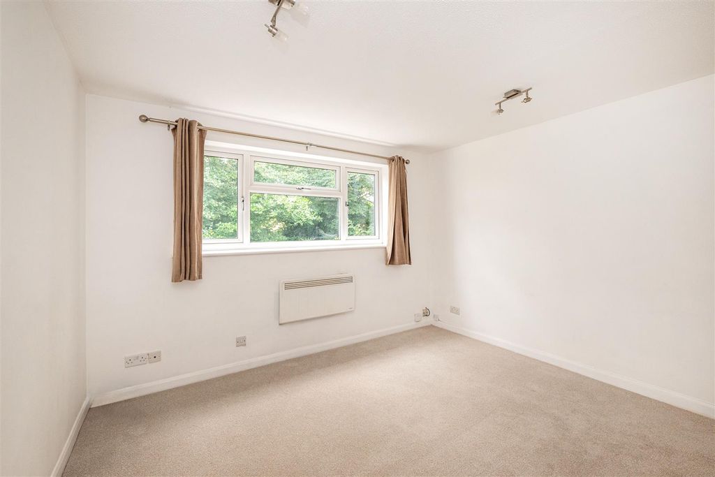 Property photo 3 of 13 Living Room