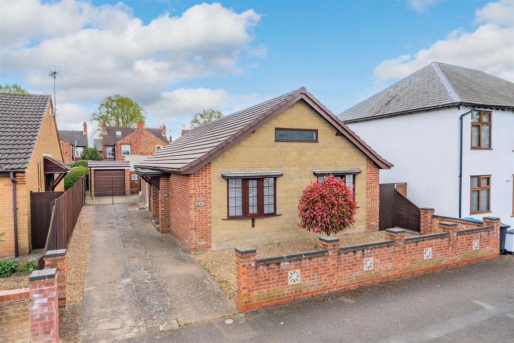 Property photo 1 of 29 Front