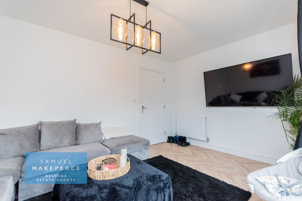 Property photo 3 of 27 Gallery