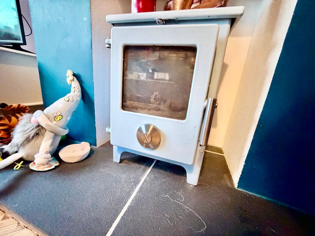 Property photo 3 of 13