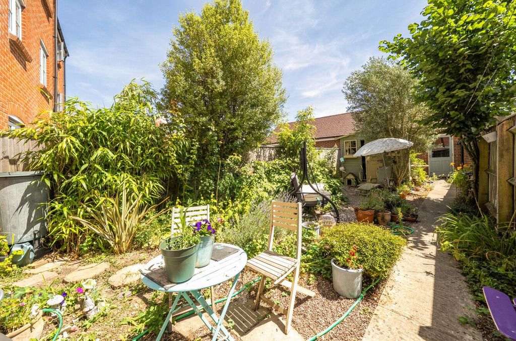 Property photo 2 of 17 Garden And Summer House, Leading To Double Garage