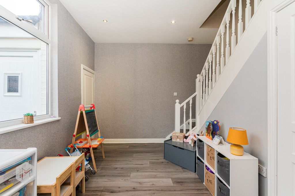 Property photo 3 of 17 Picture No. 17