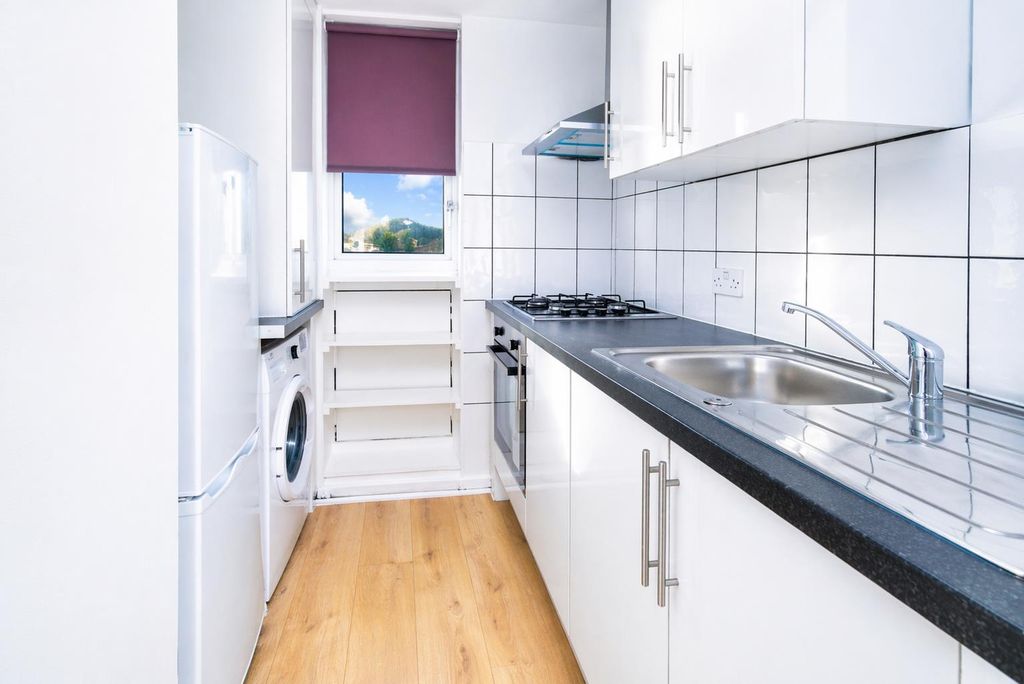 Property photo 2 of 5 4.Png