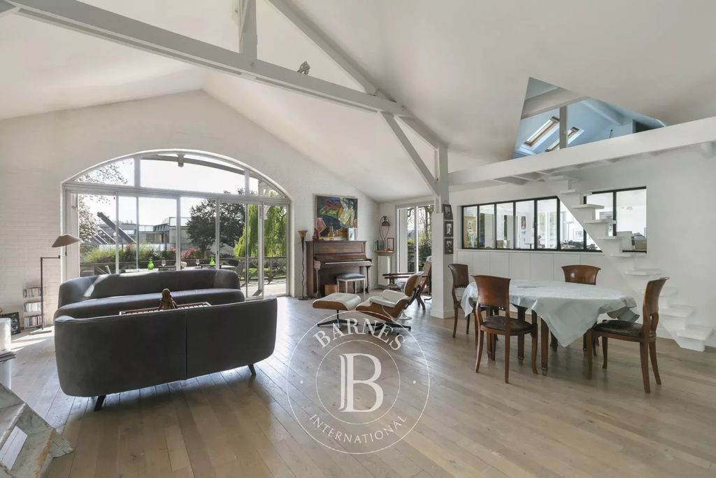 Property photo 3 of 26