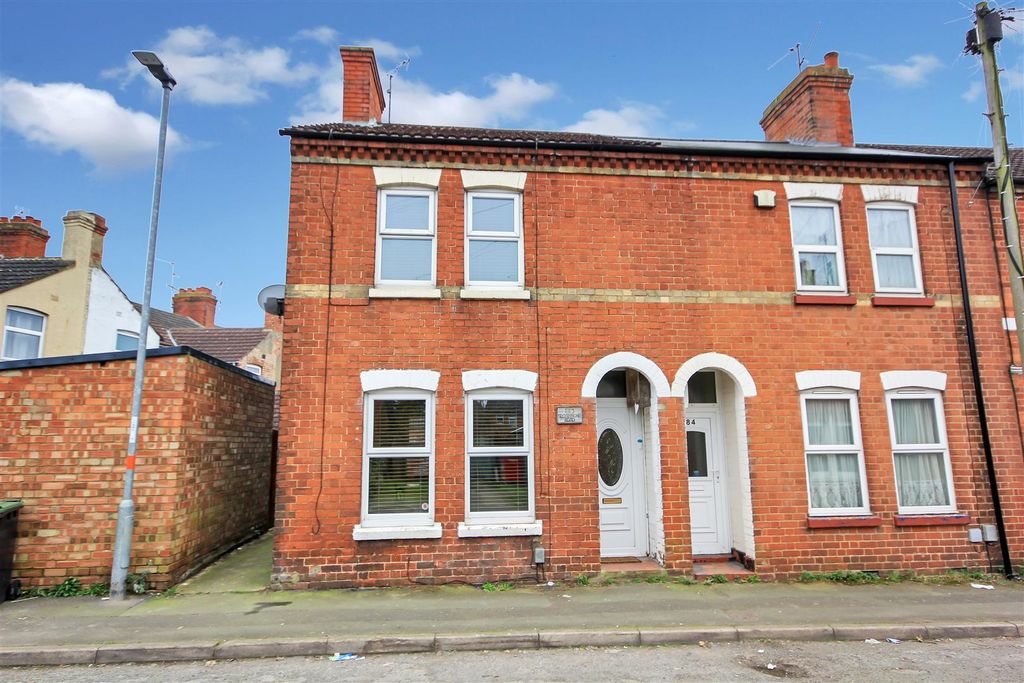 Property photo 1 of 9 Front.Jpg