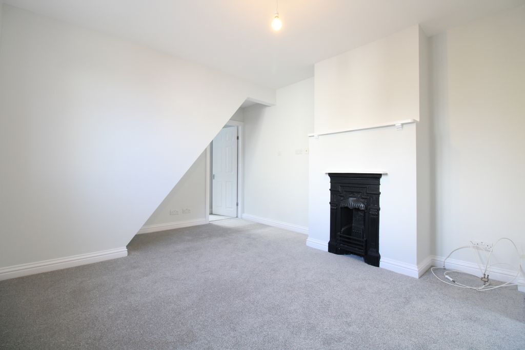 Property photo 2 of 10 Img_7904