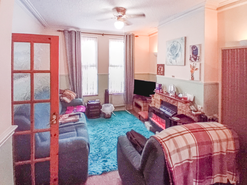 Property photo 2 of 9