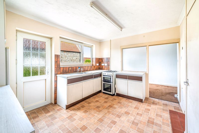 Property photo 3 of 20 Photo 9