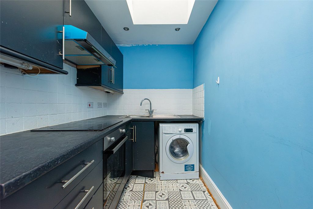 Property photo 2 of 6 Picture No. 03