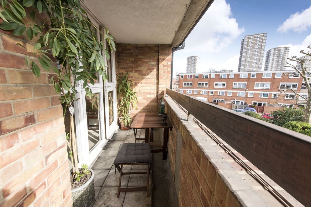 Property photo 2 of 17 Picture No. 03