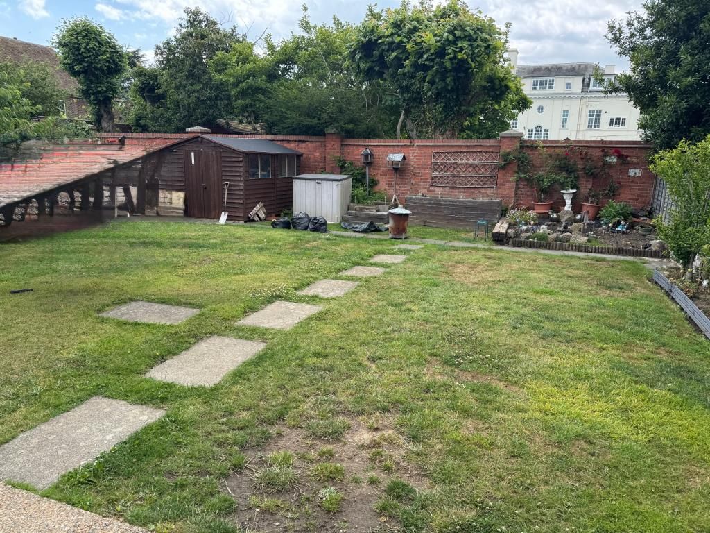 Property photo 3 of 10 Flat A2 Garden