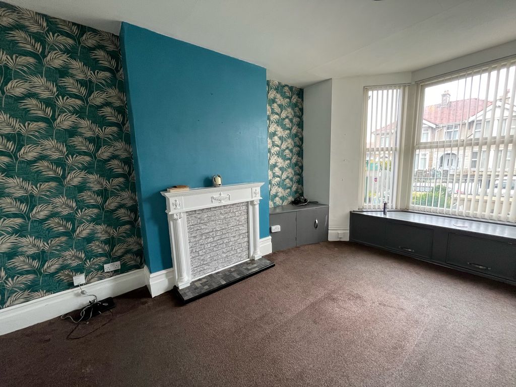 Property photo 2 of 5