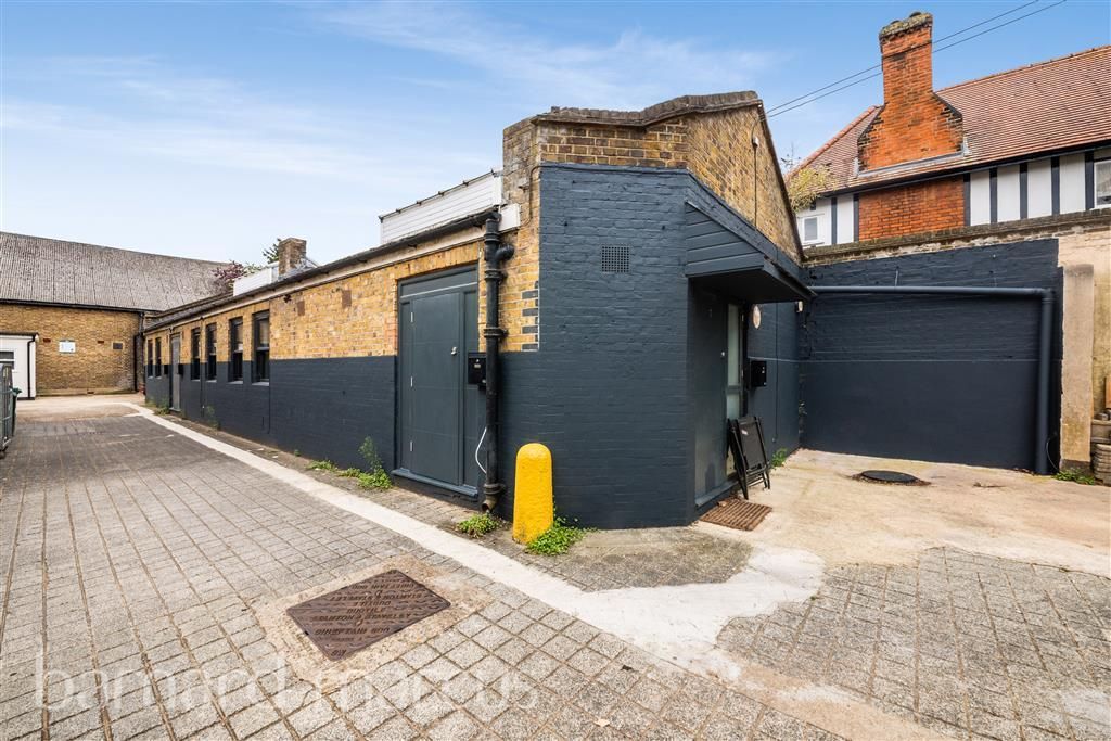 Property photo 2 of 9 Image