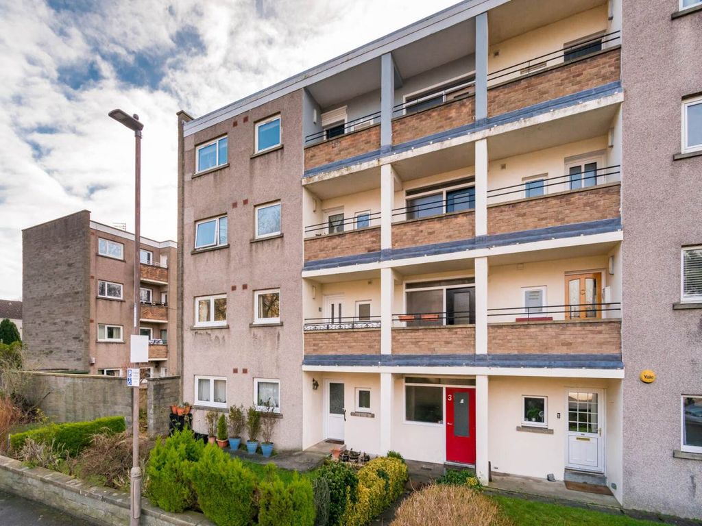 Property photo 1 of 13 61817_3-3-Trinitycourt-001