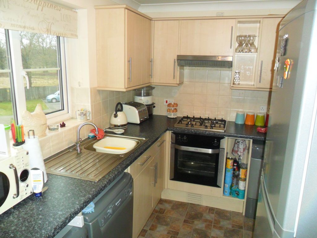 Property photo 3 of 6