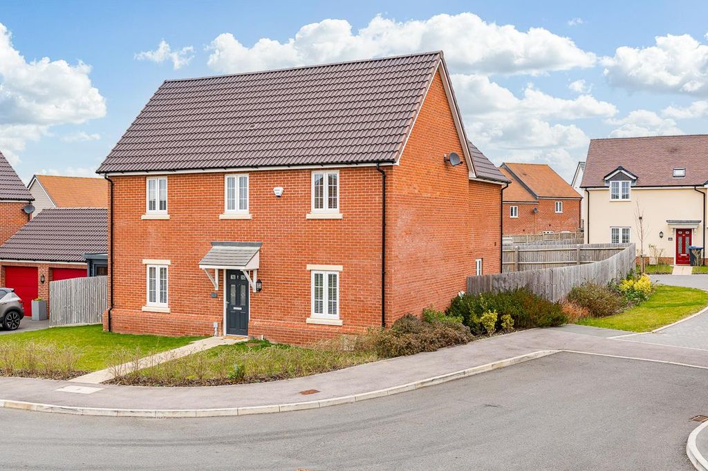 Property photo 1 of 32 External-S-6.Jpg