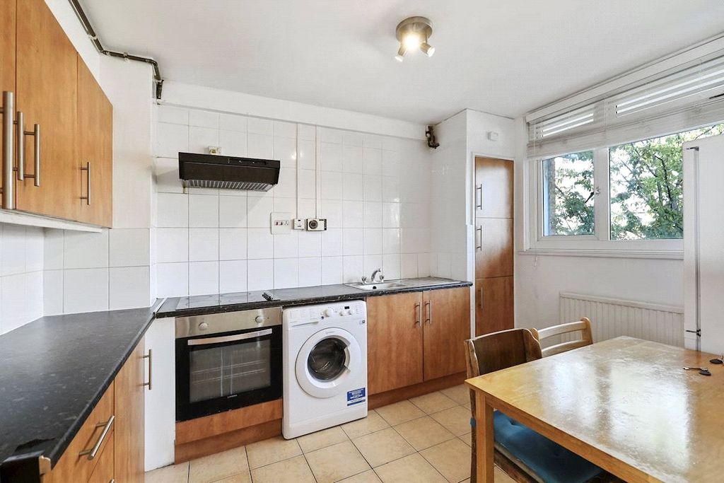 Property photo 2 of 11 Picture No. 02