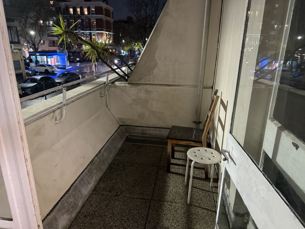 Property photo 1 of 4