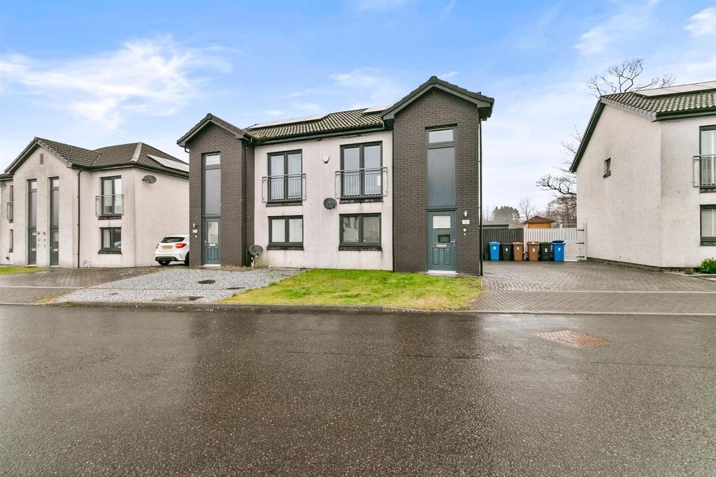 Property photo 1 of 25